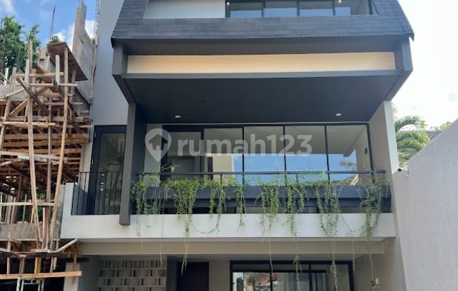 Dijual Cepat Rumah Mewah Brand New Di Lokasi Premium Kemang