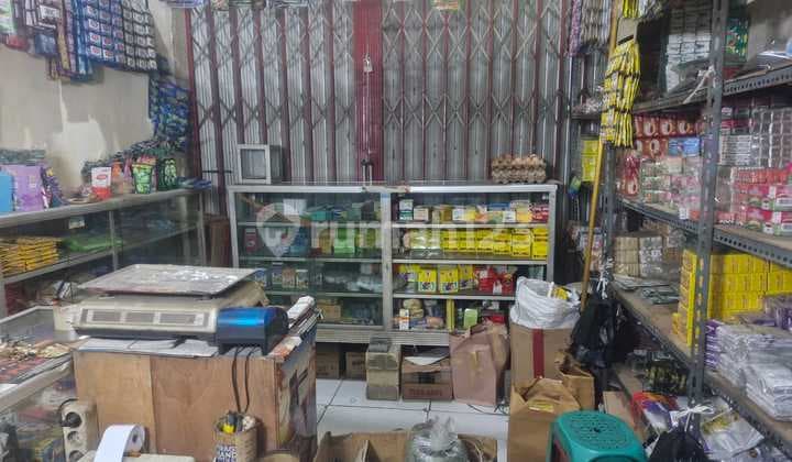 Ruko Berserta Usahanya Berlokasi Strategis Di Cilincing Jakarta Utara