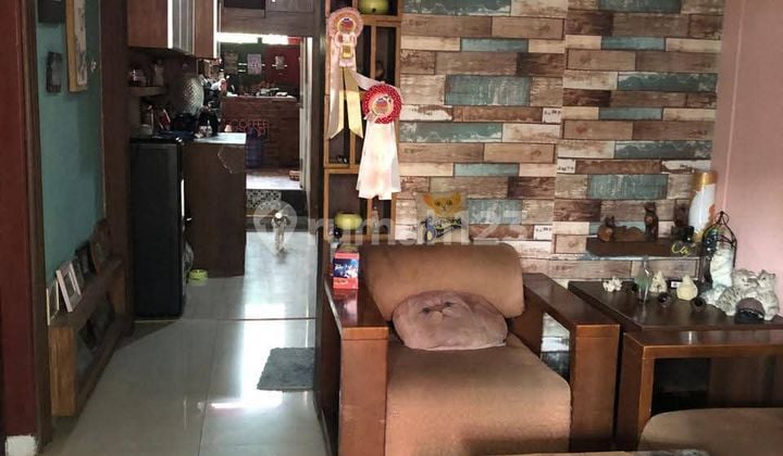 Rumah Bagus 2 Lantai Siap Huni di Taman Harapan Baru Bekasi