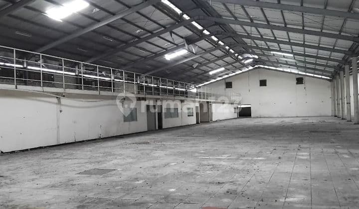 Gudang Besar Luas 4.000M2 di Jl Sultan Agung, Pondok Ungu Bekasi - Akses Kontainer 40 Feet