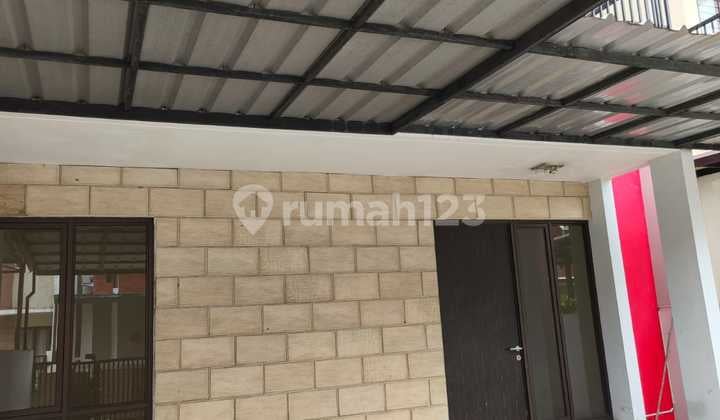 Rumah Strategis 2 Lantai di Cluster Taman Sari Harapan Indah 2 Bekasi - Dekat Fasilitas Umum