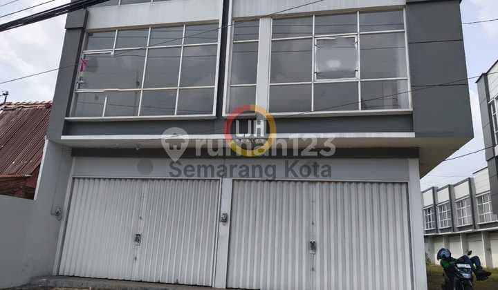 Shop house on Gatot Subroto Street - Ungaran