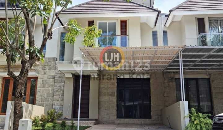 Ready-to-occupy house in Citra Sun Garden