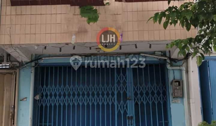 Ruko bagus di jalan Beteng