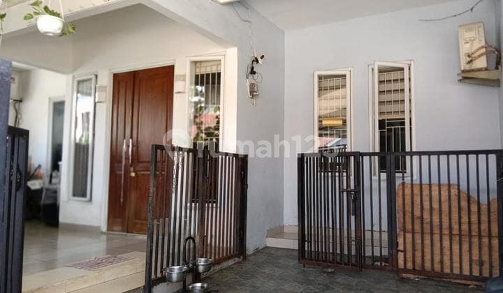 Rumah Cantik Siap Huni Strategis Siap Nego