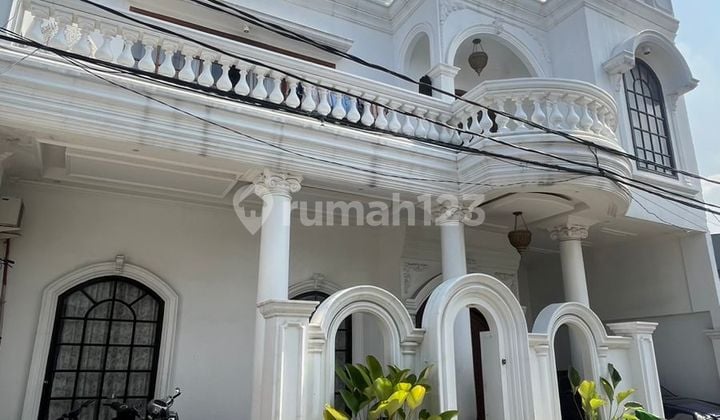 Rumah Mewah 2,5 Lantai Taman Aster, Cikarang Barat Bekasi Rumah Bagus