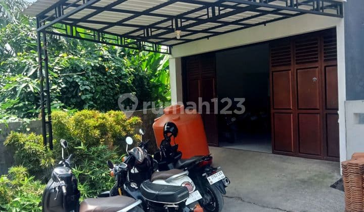Rumah Kos Strategis Dekat Dengan Kampus Unnes Gunung Pati, Kota Semarang Kost 241.0 m² SHM di Griya 8 Sejahtera, Jl. Raya Kalisegoro, Kalisegoro, Gunungpati, Kota Semarang, Jawa Tengah, Indonesia, 50229, Gunung Pati
