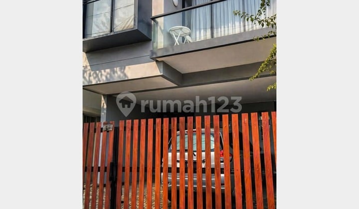 Rumah Siap Huni, Full Furnish, di Dago. (Dekat Stone Cafe)