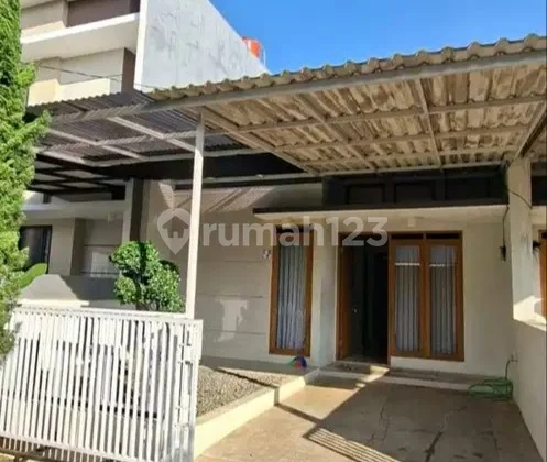 Ready-to-Occupy House at an Attractive Price in Cempaka Cluster, Bumi Adipura.