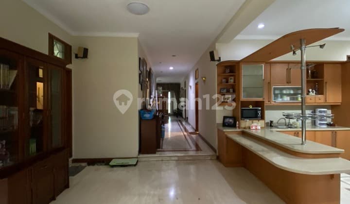 Rumah Nyaman Berlokasi Strategis di Jln Kancra, Lengkong.