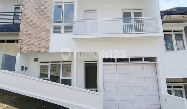 Ready-to-occupy House in the Rumah Warna Cluster, Bukit Ligar, Sayap Cigadung.