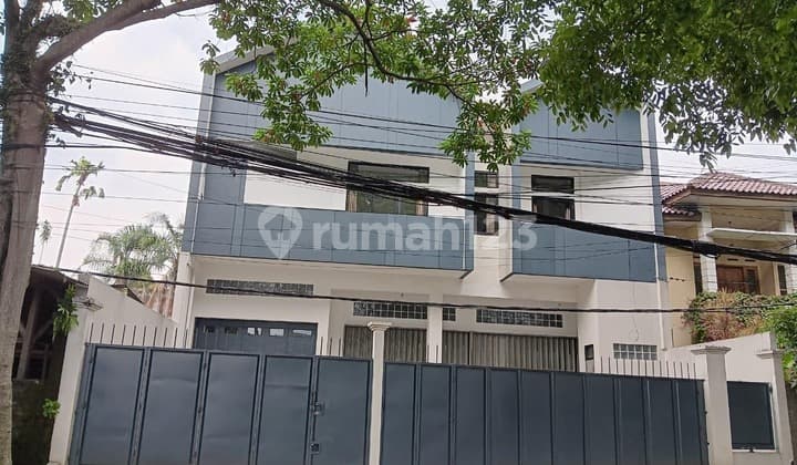 New Ruko Ready for Occupancy Strategically Located on Jalan Cigadung Raya.