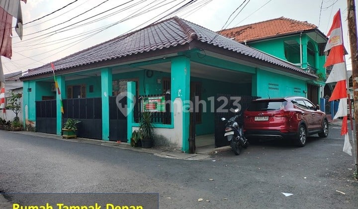 Rumah Di Petukangan Selatan Jakarta Selatan Dibawah Harga Pasar, Shm, (bisa Nego), Siap Huni, 1.5 Lantai, Lt:172m, Lb:184m, Kt:4, Km:3