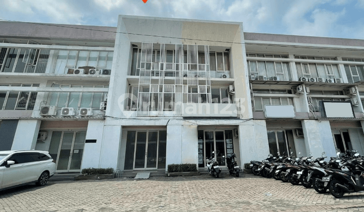 Ruko 3 Lantai Dian Istana Surabaya Barat