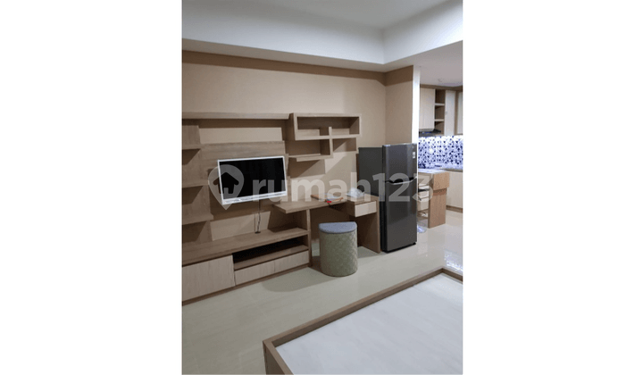 Grand Sungkono Lagoon Tower Venetian Apartment, 3rd Floor, Pool View