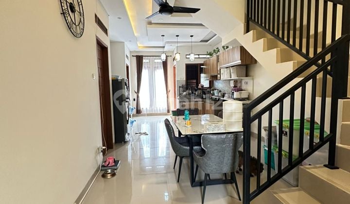 Rumah Semi Villa Area Jalan Tukad Balianrenon Denpasar Selatan