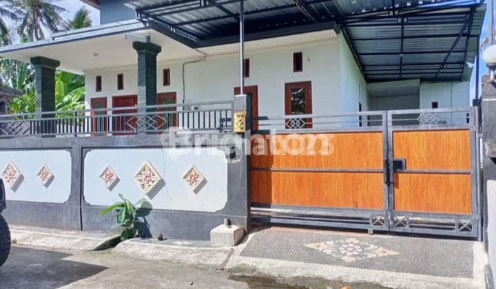 Di Jual Rumah Dikarangasem Pesagi View Sawah