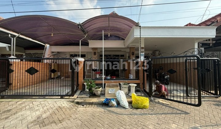 Disewakan Rumah 2 Lantai Full Furnish Siap Huni Surabaya Timur