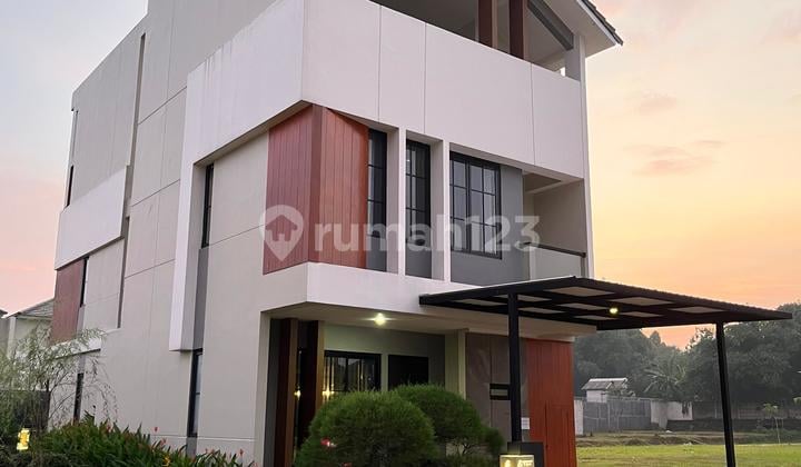 Dijual.rumah Ready Unit 2 Lantai Plus Atick