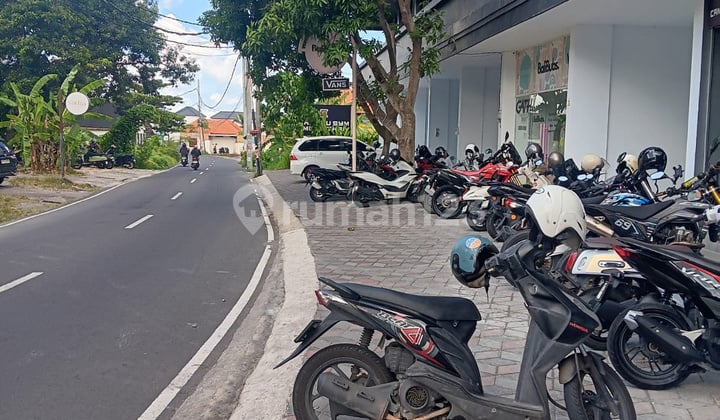 Hot Deal! Strategic Shophouse in Subak Canggu - Don't Miss Out!