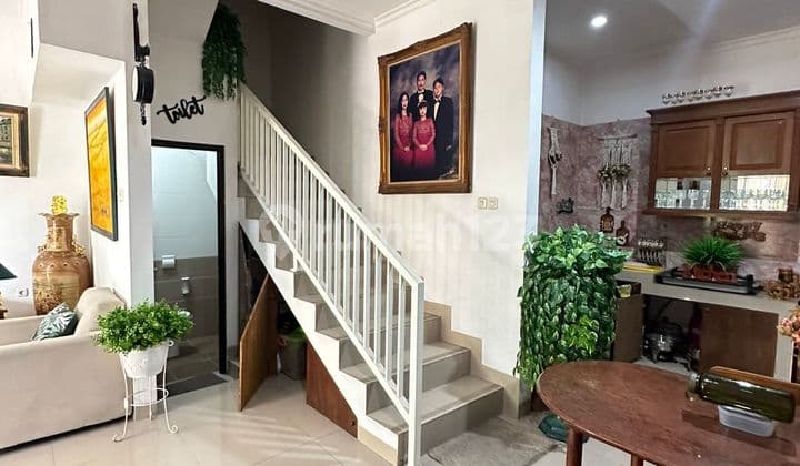 Rumah Cantik Di Greenleaf Jatibening di Jatibening