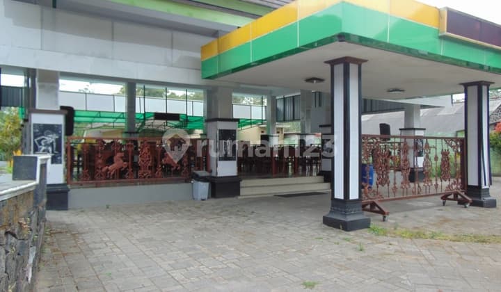 Resto Kaliurang Km 23 Pakem Sleman Yogyakarta di Jl. Kaliurang No. 16, Pakem Binangun, Pakem, Sleman, Daerah Istimewa Yogyakarta, Indonesia, 55582, Kaliurang