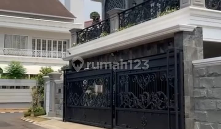 Rumah 2 Lantai, Eksklusif, di Citra Gran, Cibubur