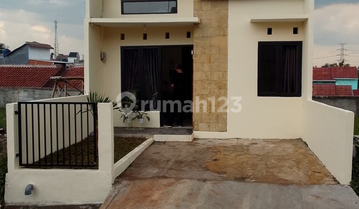 Rumah, 1 Lantai, Nempel KRL Stasiun Citayam