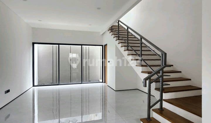 Rumah Tengah Kota Bandung Rumah Bagus SHM di Jl. Sekelimus Tengah No. 11, Batununggal, Bandung Kidul, Kota Bandung, Jawa Barat, Indonesia, 40266, Batununggal