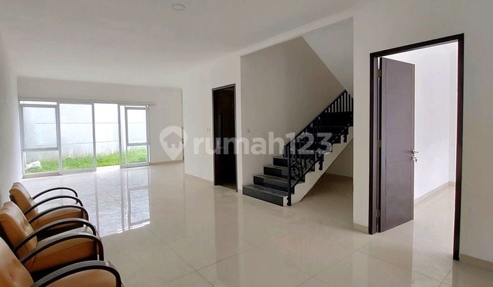 Rumah Modern Sayap Setiabudi