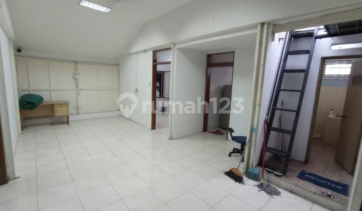 Commercial Space Mainroad Ruko Kircon Kiaracondong Bandung City