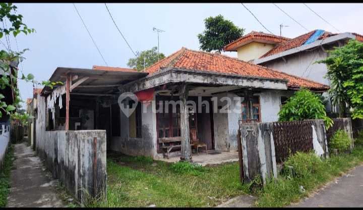 Rumah Strategis Harga Terjangkau!