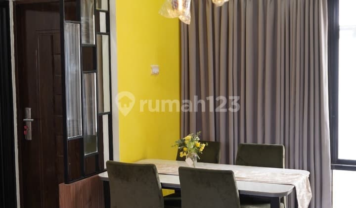 Rumah 2 Lantai Di Jl. Minasa Upa
