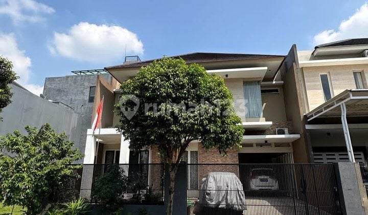 Rumah East Emerald Mansion: Siap Huni, Hadap Timur!
