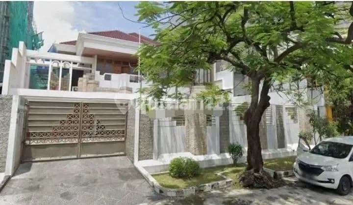 Dijual Rumah Mewah Jalan Cempaka Surabaya Pusat: DLWS, Indoor Basketball, 1080m²!
