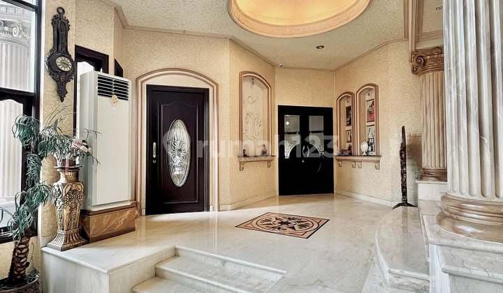 Rumah Klasik Mewah Galaxy Bumi Permai 1: Full Furnish, Langka!