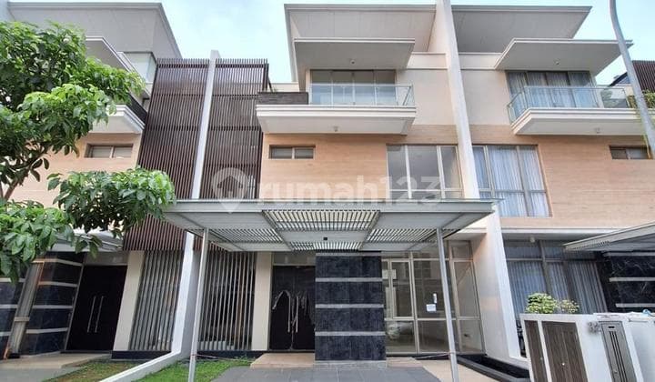 Dijual Rumah Pik Golf Island Chopin 10x20 Brand New