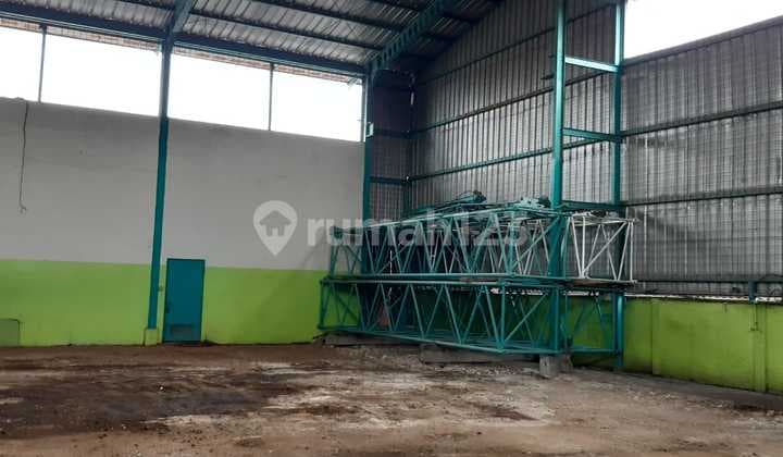 DIJUAL GUDANG PLUS KANTOR LOKASI PINGGIR JL RAYA AKSES KONTAINER 40 FT