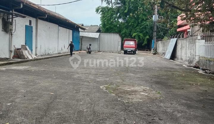Disewakan Gudang Lokasi Strategis Dijalan Raya Utama dan Dekat dengan Akses Tol
