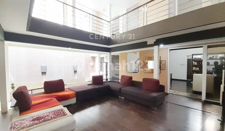 Rumah Asri Siap Huni di Main Road Setra Duta