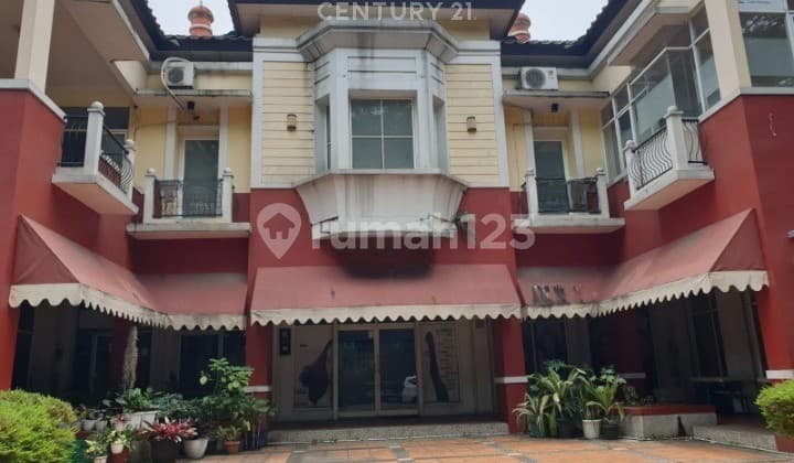Ruko Strategis Sebrang Mansion Pine di Kota Baru Parahyangan