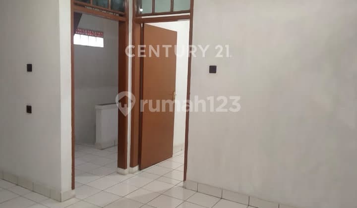 Rumah Siap Huni Adem Nyaman Taman Kopo Indah