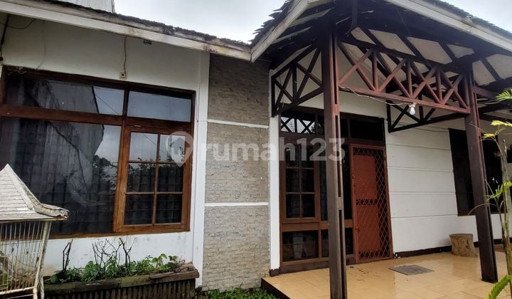 Rumah Full Furnish di Main Road Kolonel Masturi Cimahi