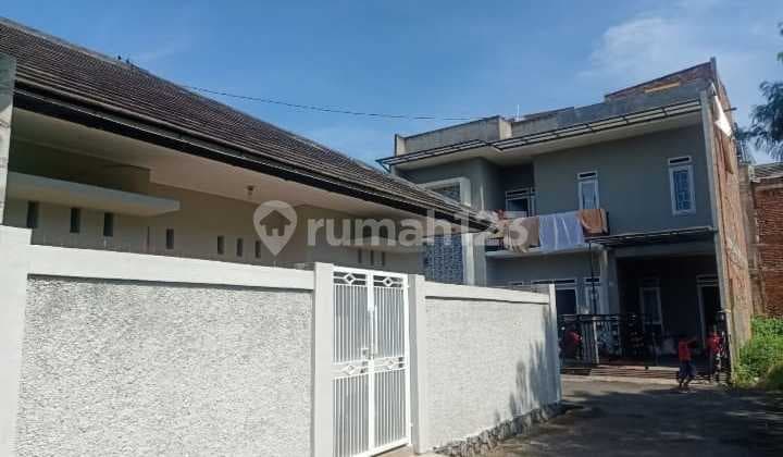 House in Padasuka Near Cimahi Town Square, Strategic Hook Position
