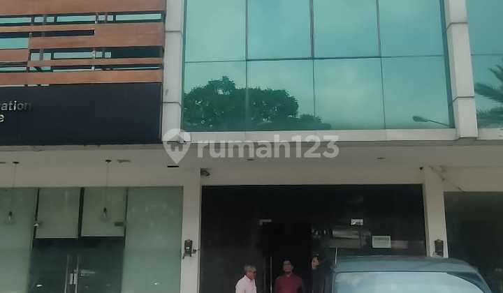 Ruko 3,5 LT. Bagus Murah Sekali Lokasi Strategis Pasar Rebo Jaktim