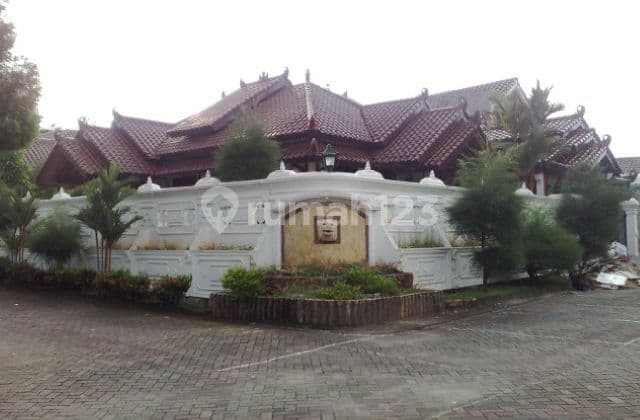 Super Cheap Price Beautiful House in the Asri Area Melati Mas Villa