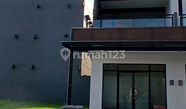 Ruko 3lantai Dekat Area Perkantoran Kuliner.gading Serpong.