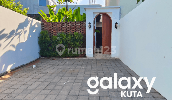 For Rent: Mediterranean Villa with Ocean View in Mumbul, Nusa Dua, Badung - Bali