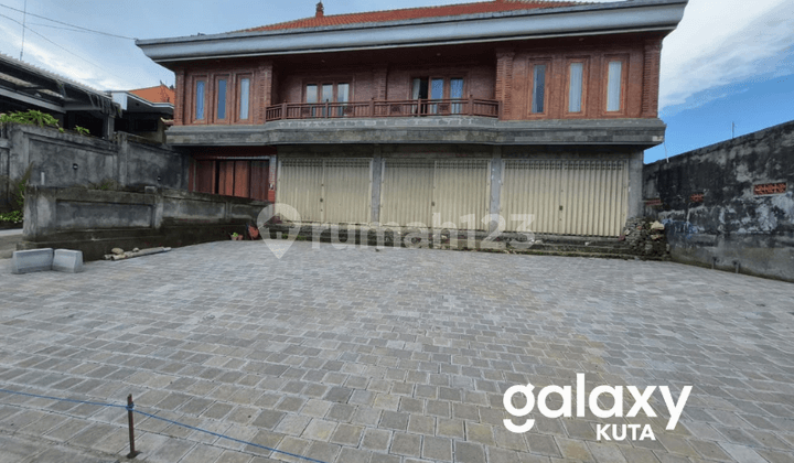 DISEWAKAN RUKO GANDENG 3 LOS DI PECATU BADUNG - BALI