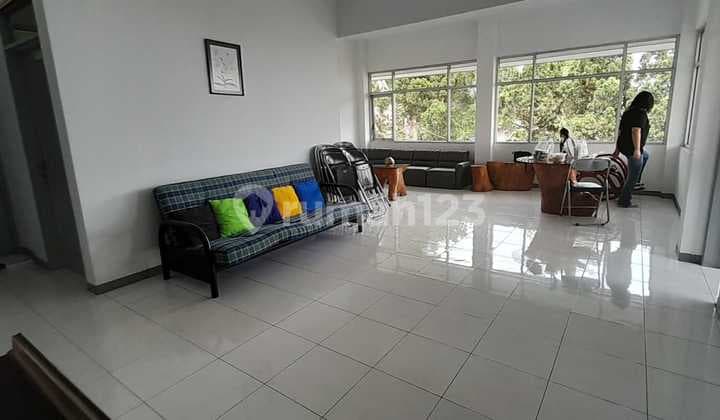 Dijual Rumah Semi Vila di Cigadung Bandung